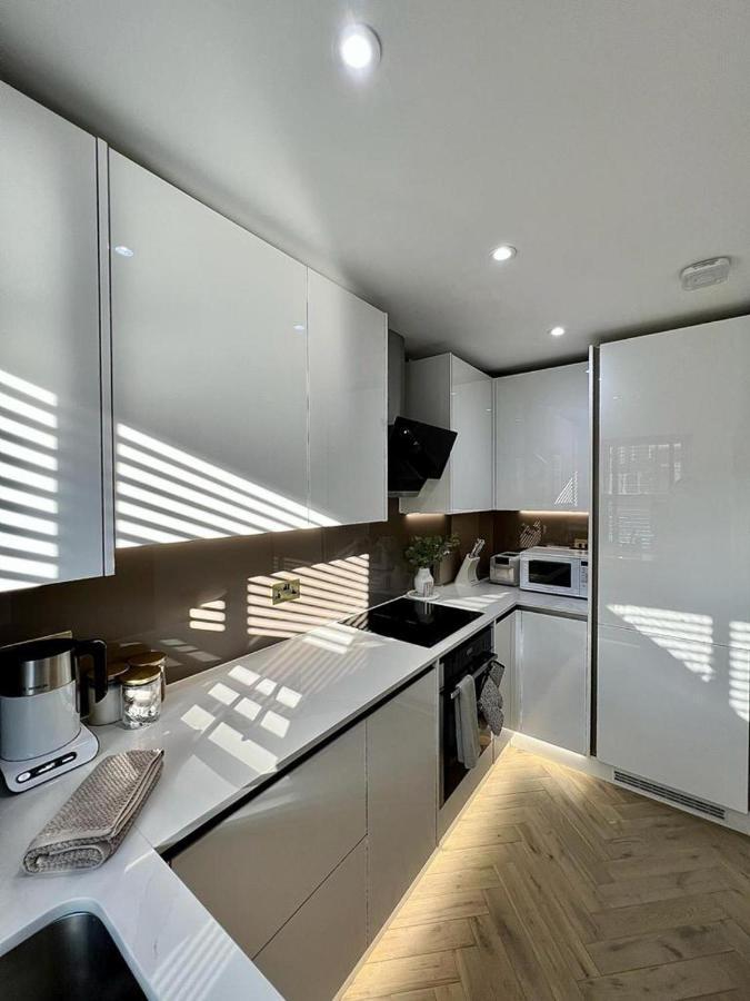 Charming 3-Bed House With 1 Parking Space Cantorbéry Extérieur photo