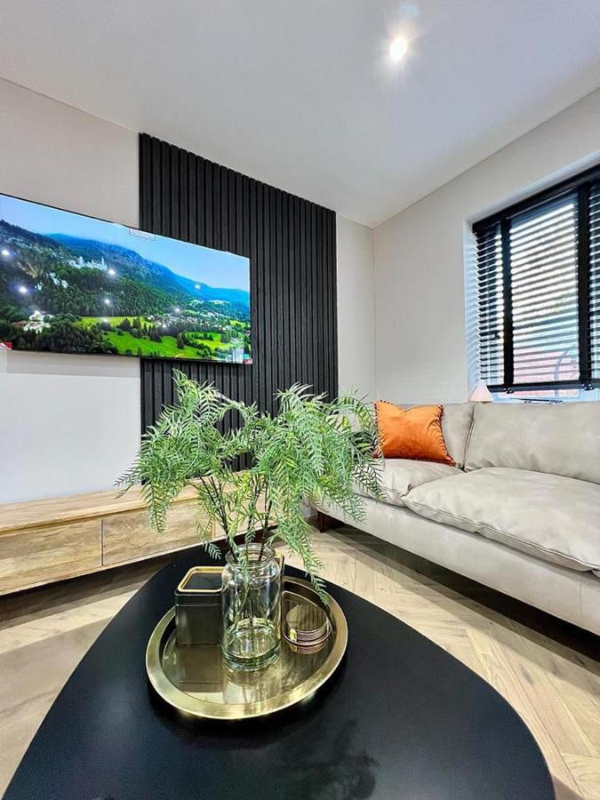Charming 3-Bed House With 1 Parking Space Cantorbéry Extérieur photo