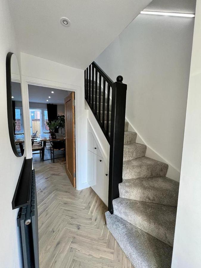 Charming 3-Bed House With 1 Parking Space Cantorbéry Extérieur photo